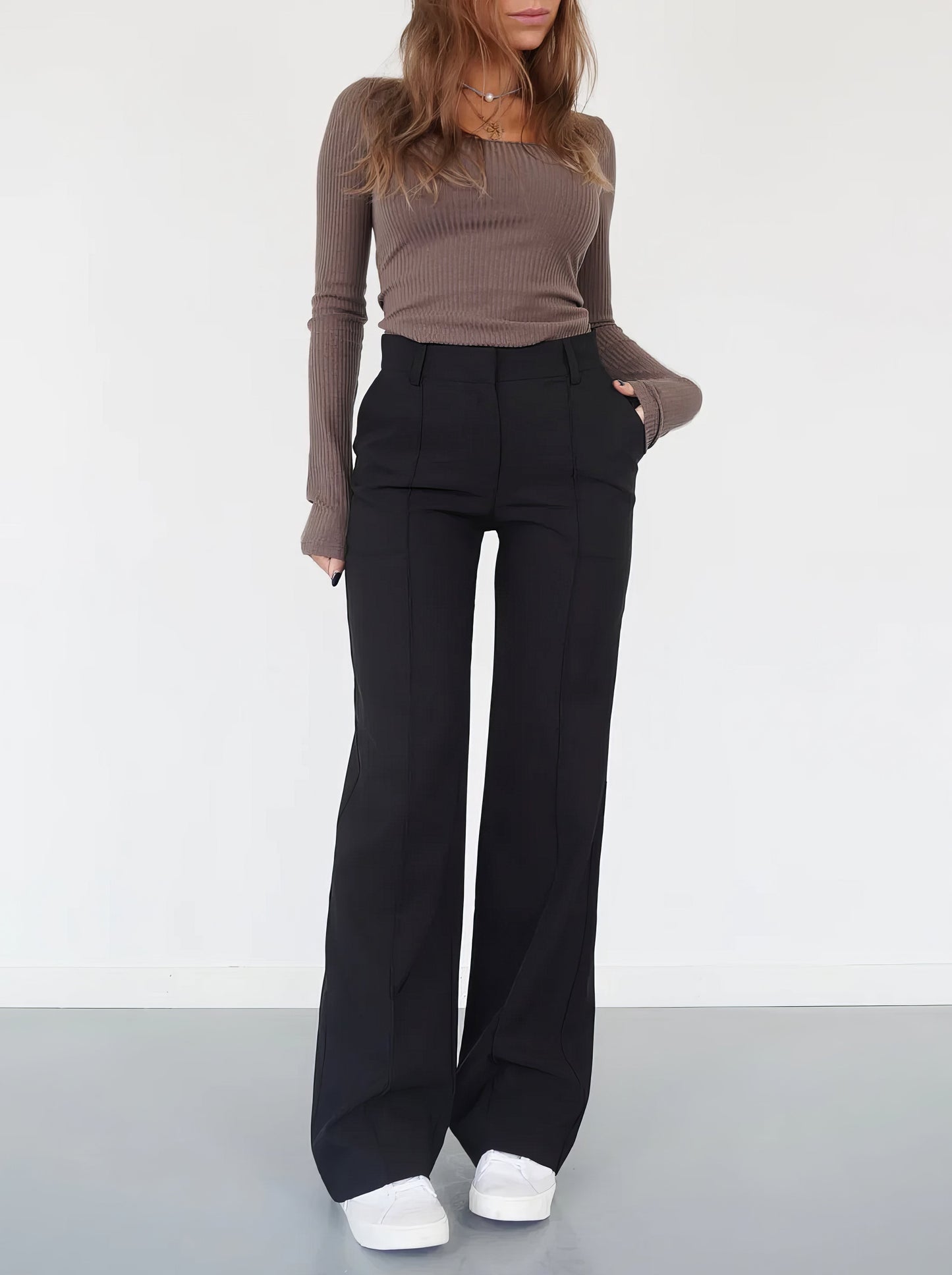 CHARLOTTE | Pantalón Campana Moderno