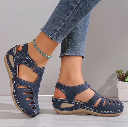 BIANCA | Sandalia con tacón de verano