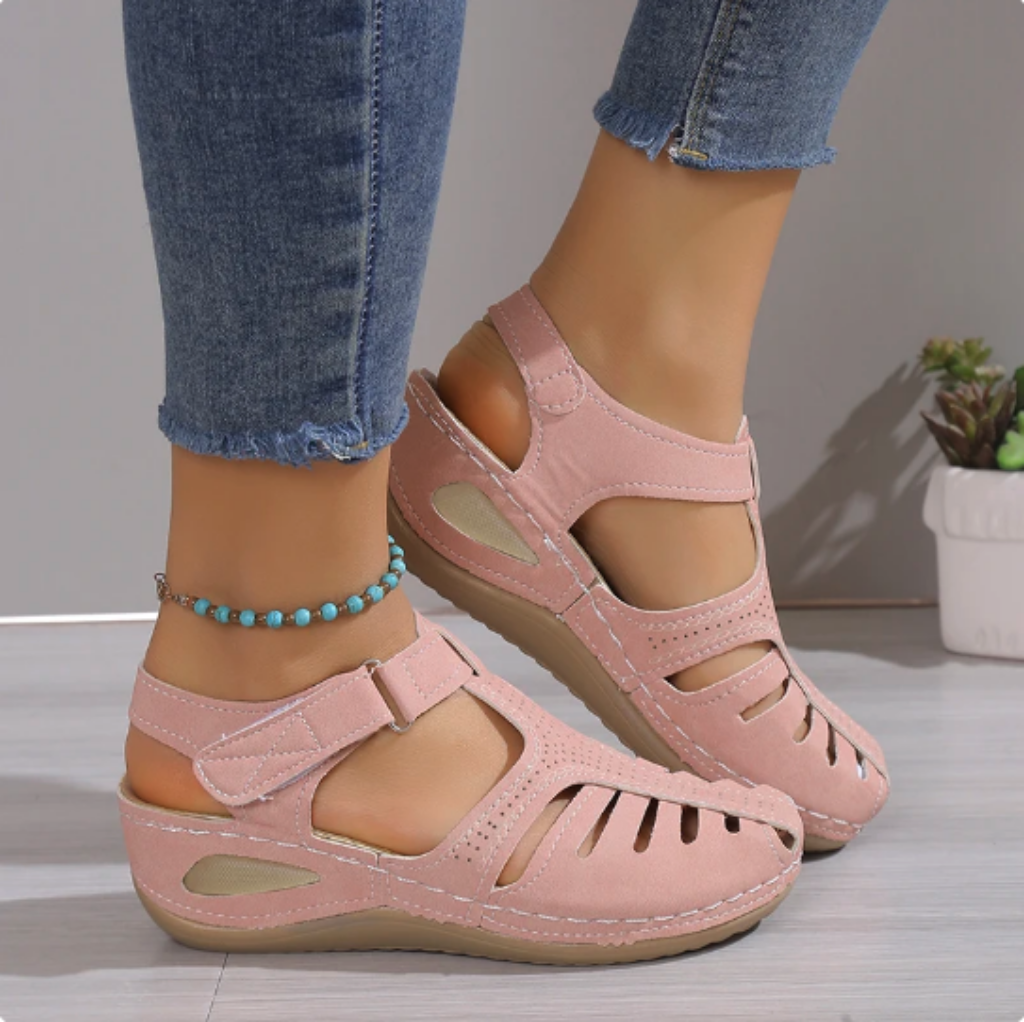 BIANCA | Sandalia con tacón de verano