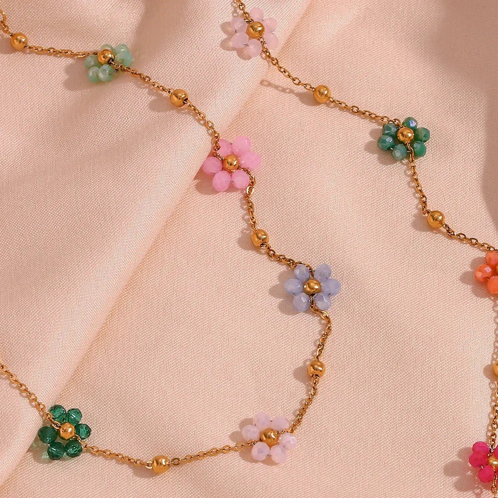 Collar Azalea Floral